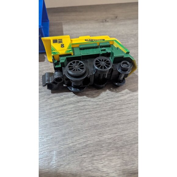 Lionel Crayola Imagination Express Train Set Engine Cargo Car Toy  2 track parts - Picture 10 of 15